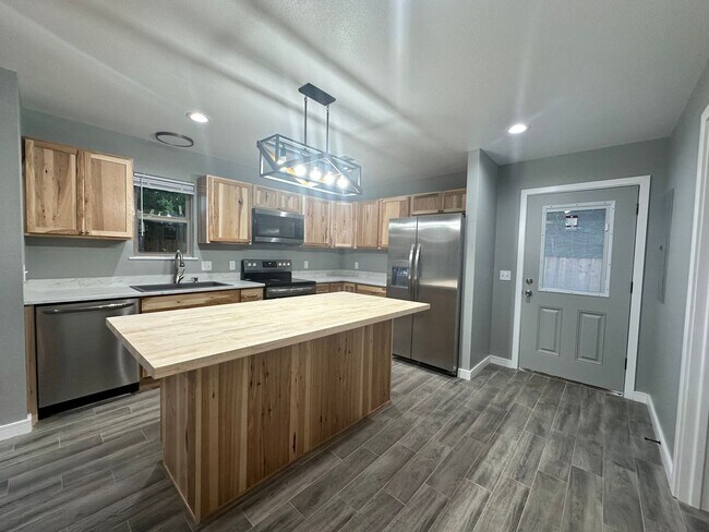 Foto del edificio - 2Bed 1 Bath New Construction-Muskogee OK