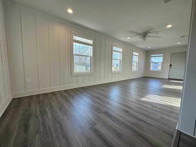 Foto del edificio - 1014 E Indian Creek Ranch Rd