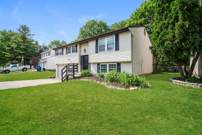 Building Photo - 10338 Rouark Ln