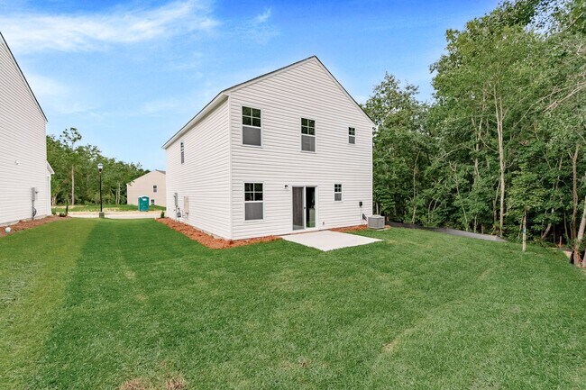 Building Photo - Beautiful 4/3 home in prestigious Boulder ...