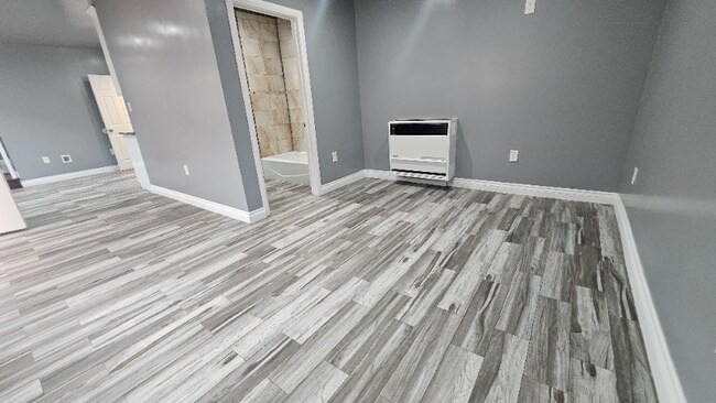 Building Photo - 1107 S Central Ave