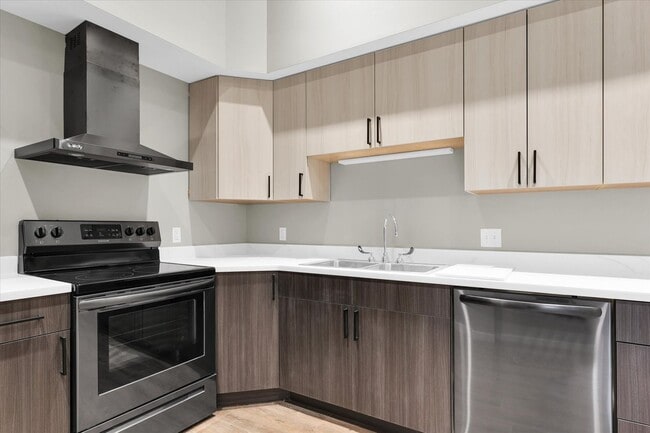 Building Photo - Upscale New Construction 1 Bed, 1 Bath Residence