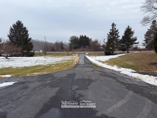 Building Photo - 2621 Fallston Rd