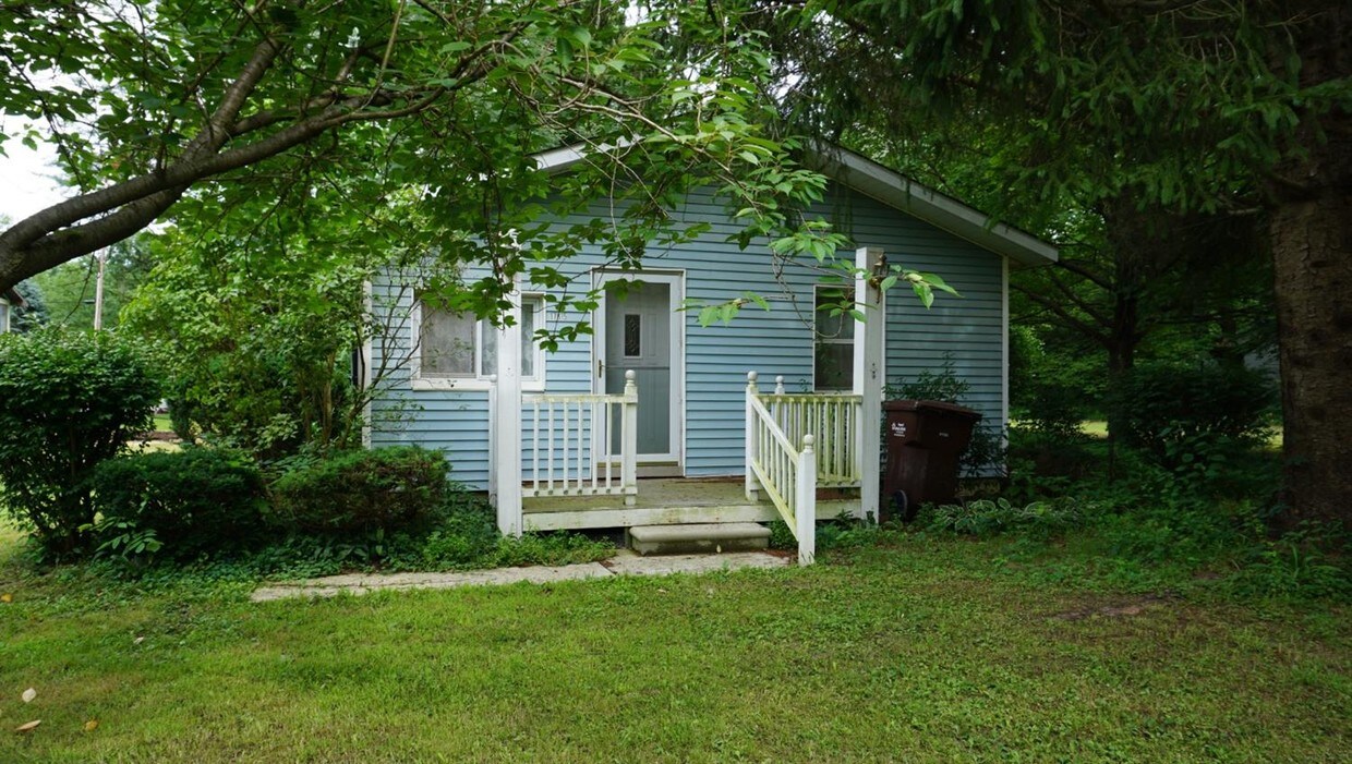 Primary Photo - 17815 Martinsville Rd