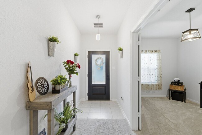 Foto del edificio - 8319 Percheron Pass