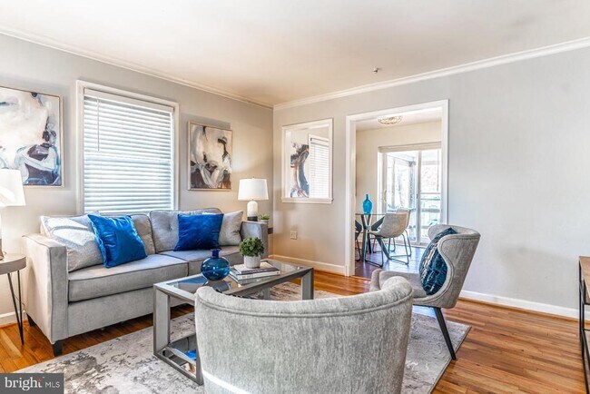 Foto del edificio - 2122 Arlington Terrace