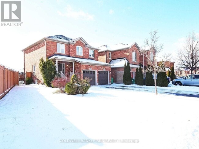 Photo du bâtiment - 94 Crown Victoria Dr