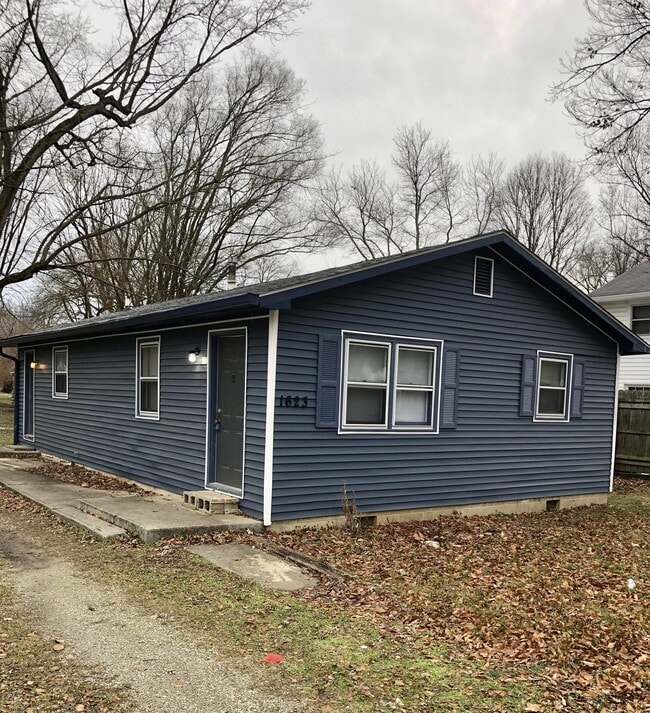 Photo - 1623 E 73rd St House