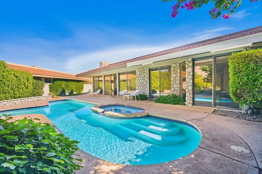 Foto principal - 12 Sussex Ct