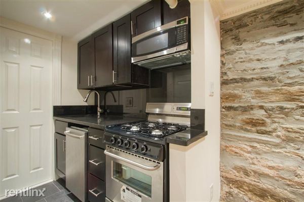 Building Photo - 355 W 53rd St