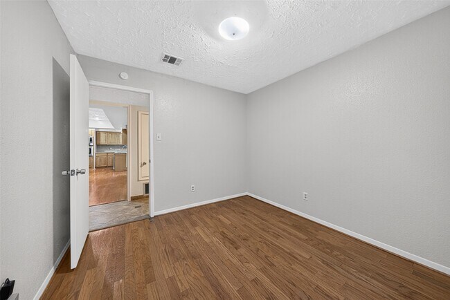Foto del edificio - 3107 Pecan Point Dr