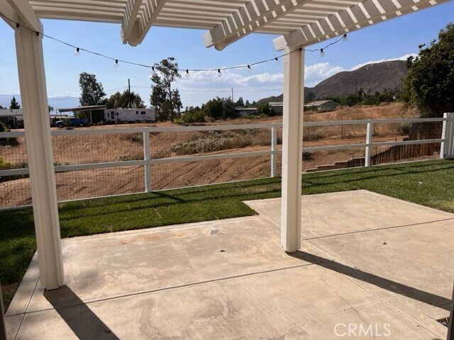 Building Photo - 33581 View Crest Dr