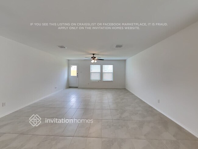 Foto del edificio - 368 Sun Bluff Rd