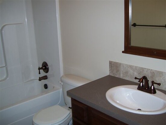 Building Photo - 2013 E Teak Ct