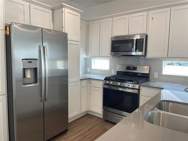 Foto del edificio - 1424 Linwood St