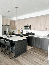 Building Photo - 1234 Sawmill Blvd