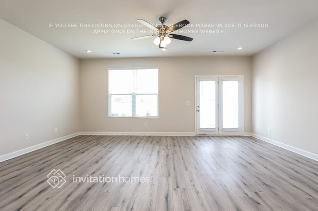 Foto del edificio - 125 Fister Dr