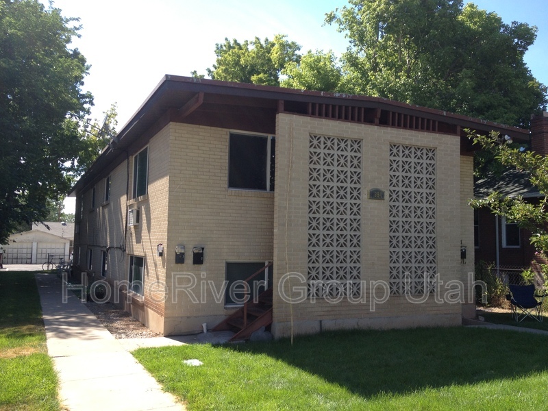 Primary Photo - 1384 Lincoln St