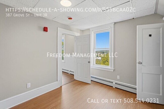 Building Photo - 387 Grove St