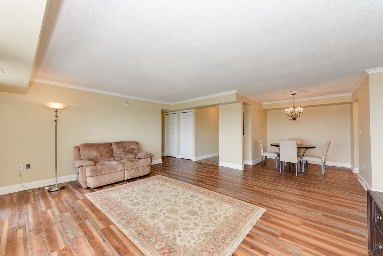 Foto principal - 4004 Atlantic Ave