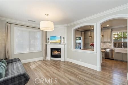 Foto del edificio - 46 Danbury Ln