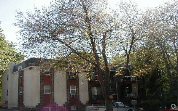 Foto principal - 525 N Jackson St