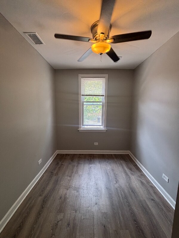 Foto del edificio - 7311 S Dorchester Ave