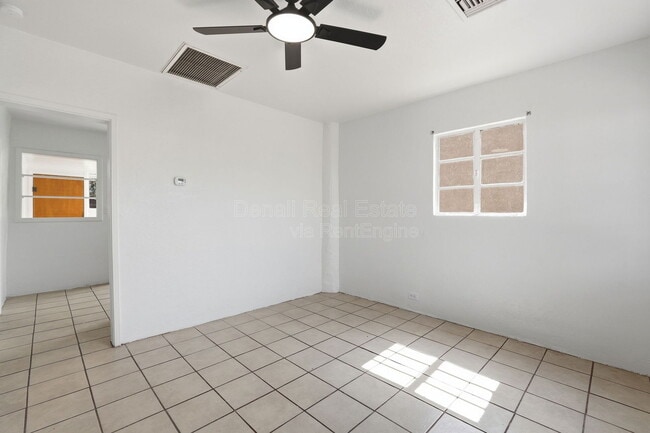 Foto del edificio - 1432 N Columbus Blvd