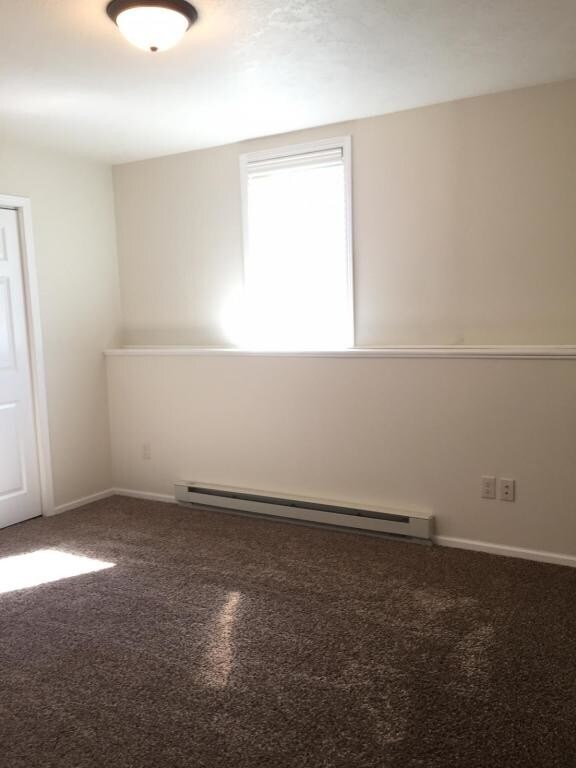 Building Photo - 710 Charles St #5