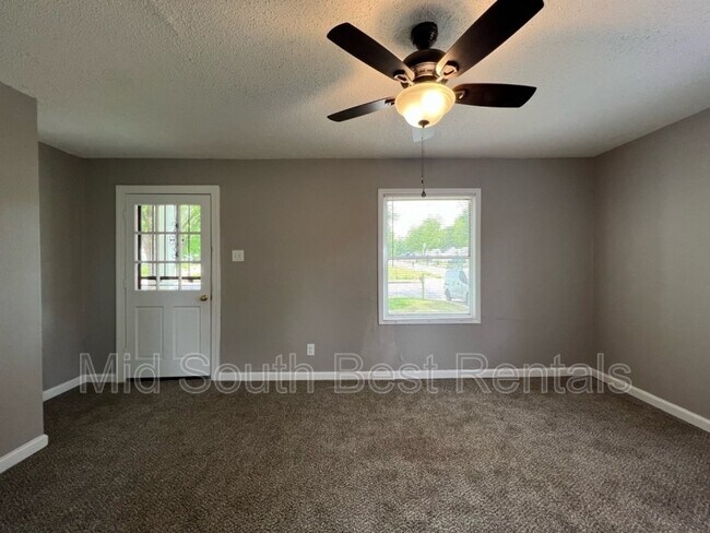 Building Photo - 760 Frayser Dr
