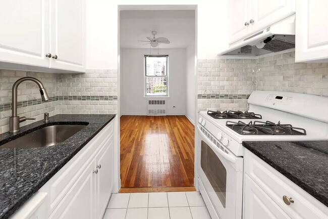 Foto del edificio - Spacious 1 bedroom 1 bathroom