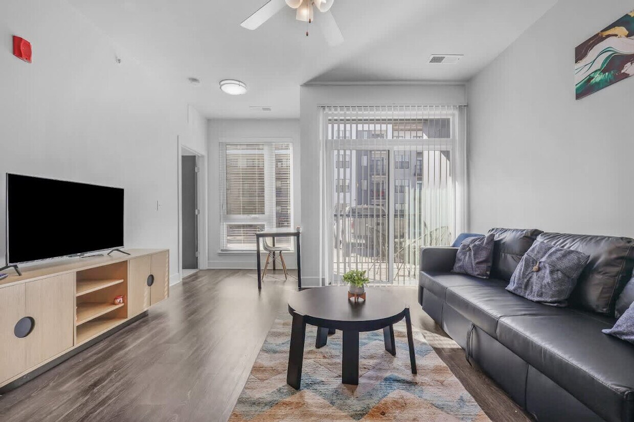 Foto principal - 8506 Westfield Blvd