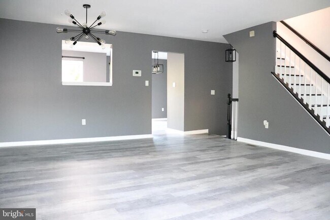 Building Photo - 4815 Norfolk Ct