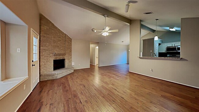 Building Photo - 1545 Miller Ave