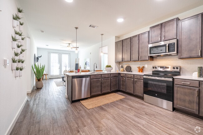 2BR, 2BA - 1,197SF - Kitchen - Haven Apartments