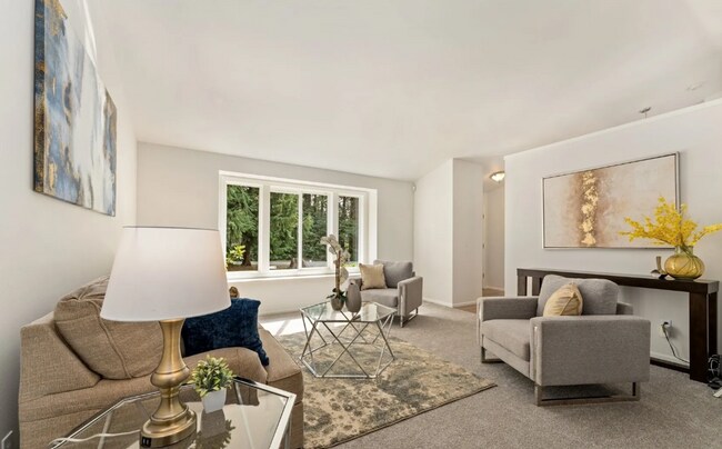 Building Photo - Private 4bd 3ba Snohomish Home