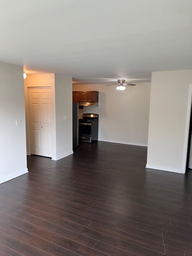 Foto del edificio - 1500 Light Road