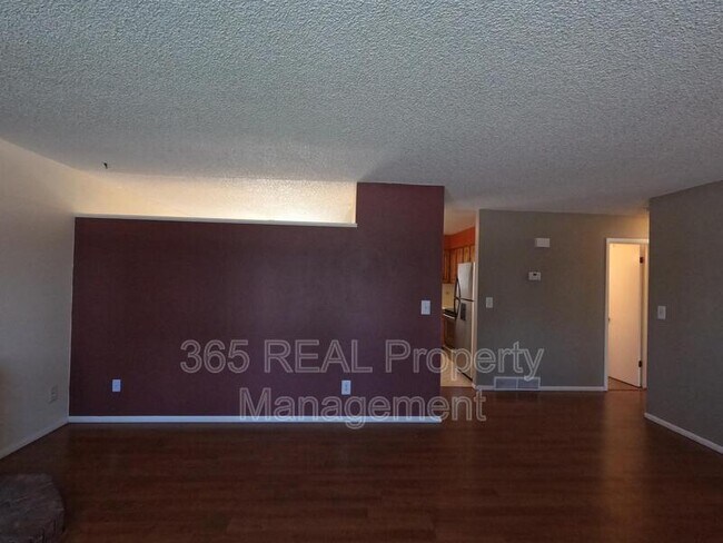 Foto del edificio - 2606 W Stuart St