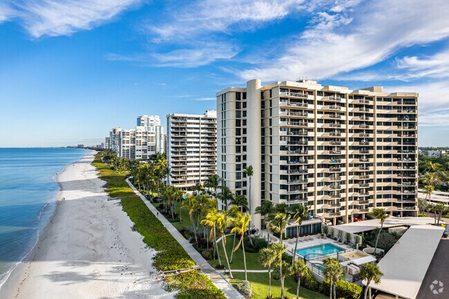 Building Photo - Surfsedge - Park Shore