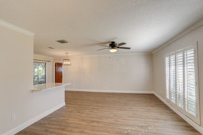 Building Photo - 8321 Roanne Drive. Orlando, FL. 32817