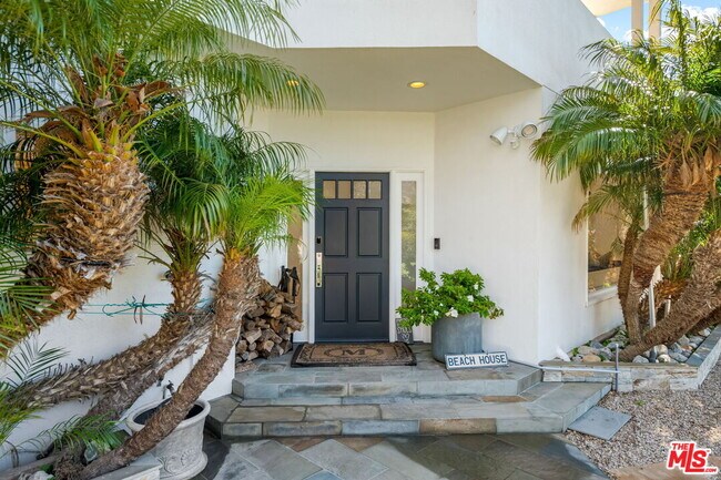 Building Photo - 4908 Bunnie Ln