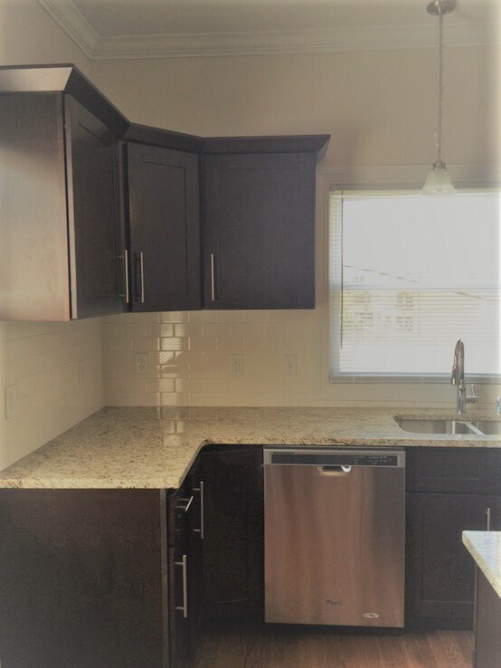 Foto del edificio - 255 Waterman St