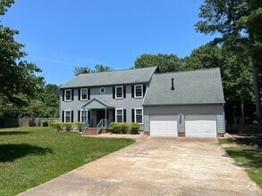 Building Photo - 118 Wind Forest Ln