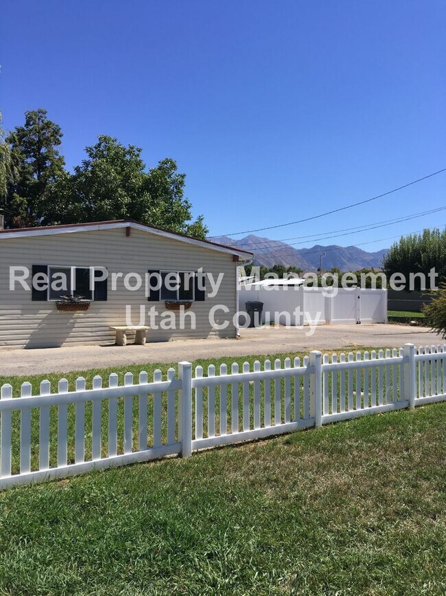 Building Photo - Beautiful Lindon Home-169 S 400 E
