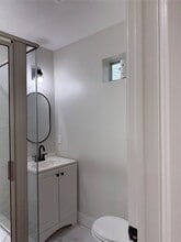 Building Photo - 534 Sulphur St