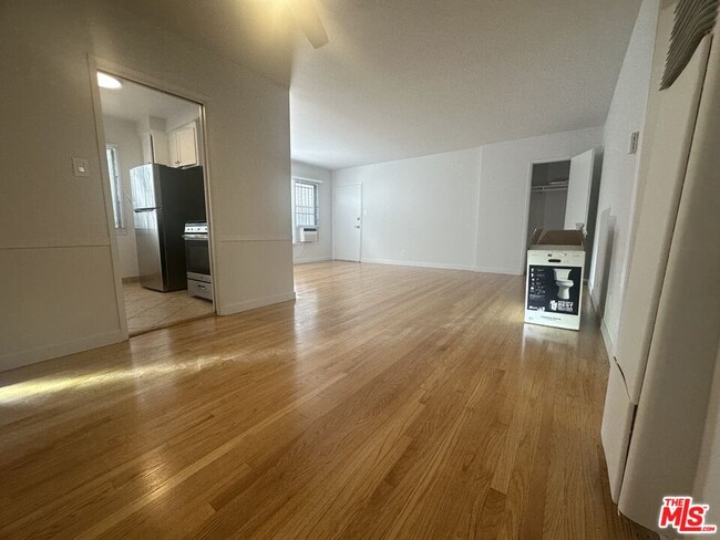 Building Photo - 8360 Blackburn Ave