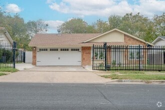 Building Photo - 9801 Oriole Dr