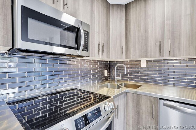 Foto del edificio - 1000 SW 30th St