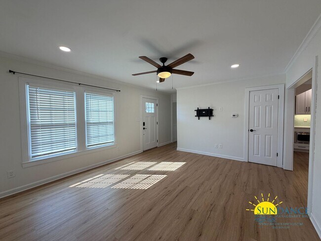 Foto del edificio - Centrally Located 3 Bedroom Home in Fort Walton Beach!