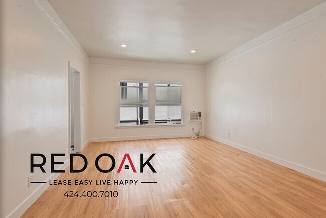 Foto del edificio - ~1 Month Free~ One Of a Kind, Charming, Br...